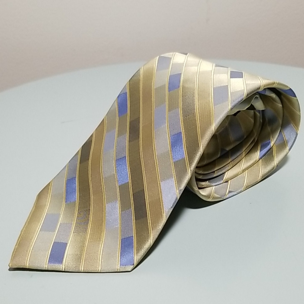 AXIST SILK Gold & Blue diagonal box strip Necktie
